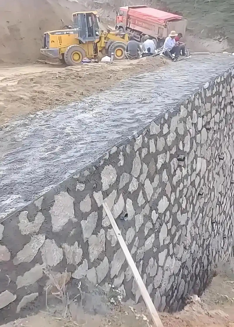 周口郸城县边坡加固